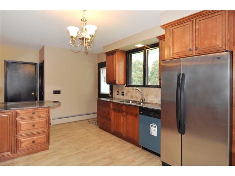 553 West Shore Road Warwick, RI 02889 - Photo 6 of 19 Kitchen.