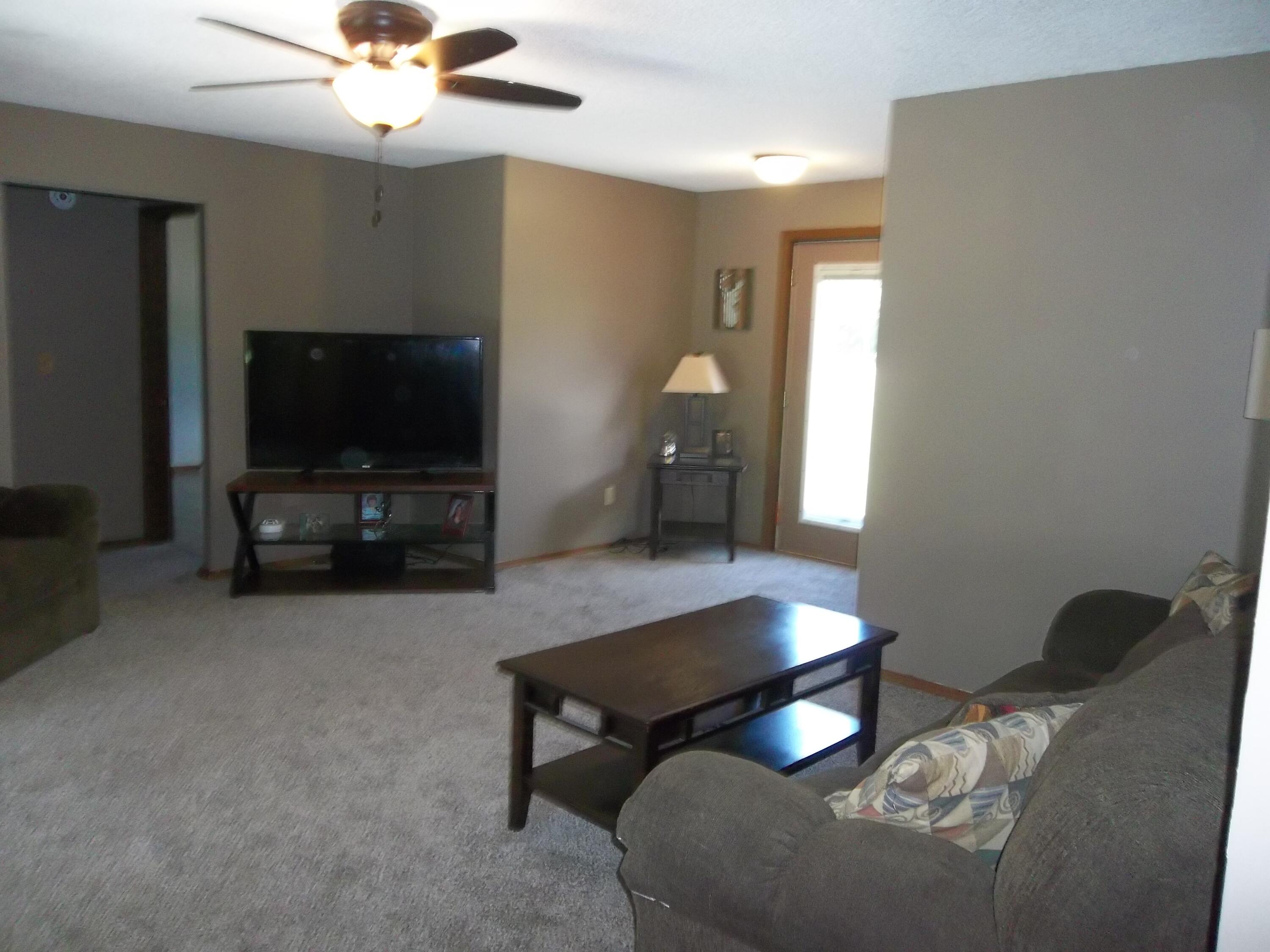 5187 East Sternberg Road Fruitport, MI 49415 - Photo 9 of 32 10