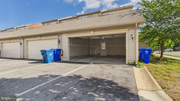 $3,000 | 5423 St Rita Drive, Waldorf, MD 20602
