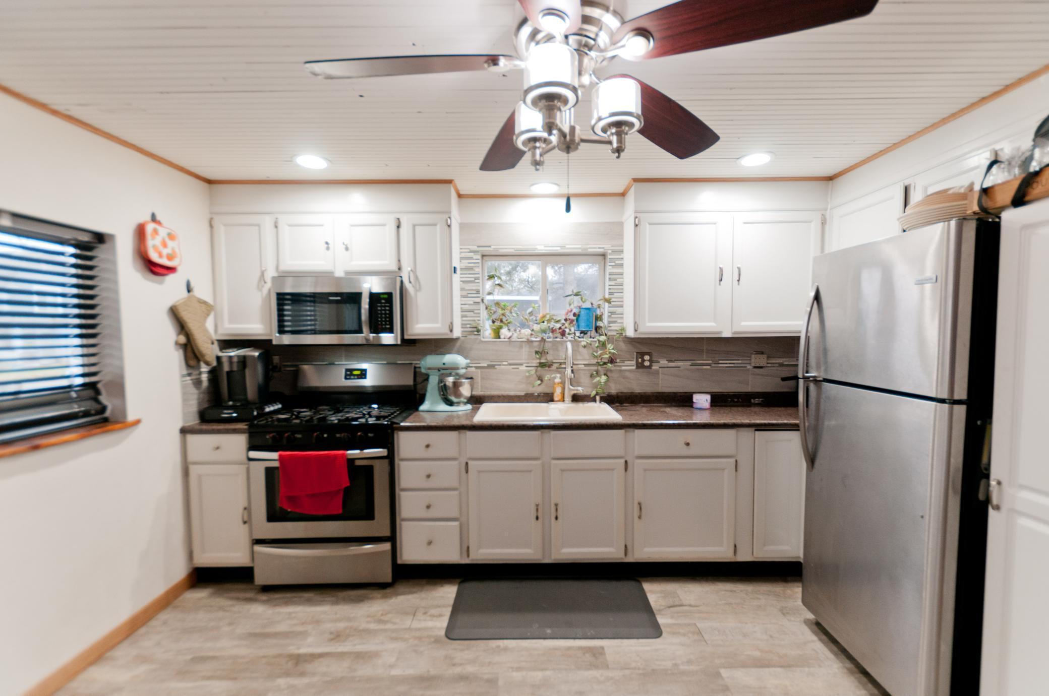 406 10th Street Cameron, WI 54822 - Photo 12 of 26