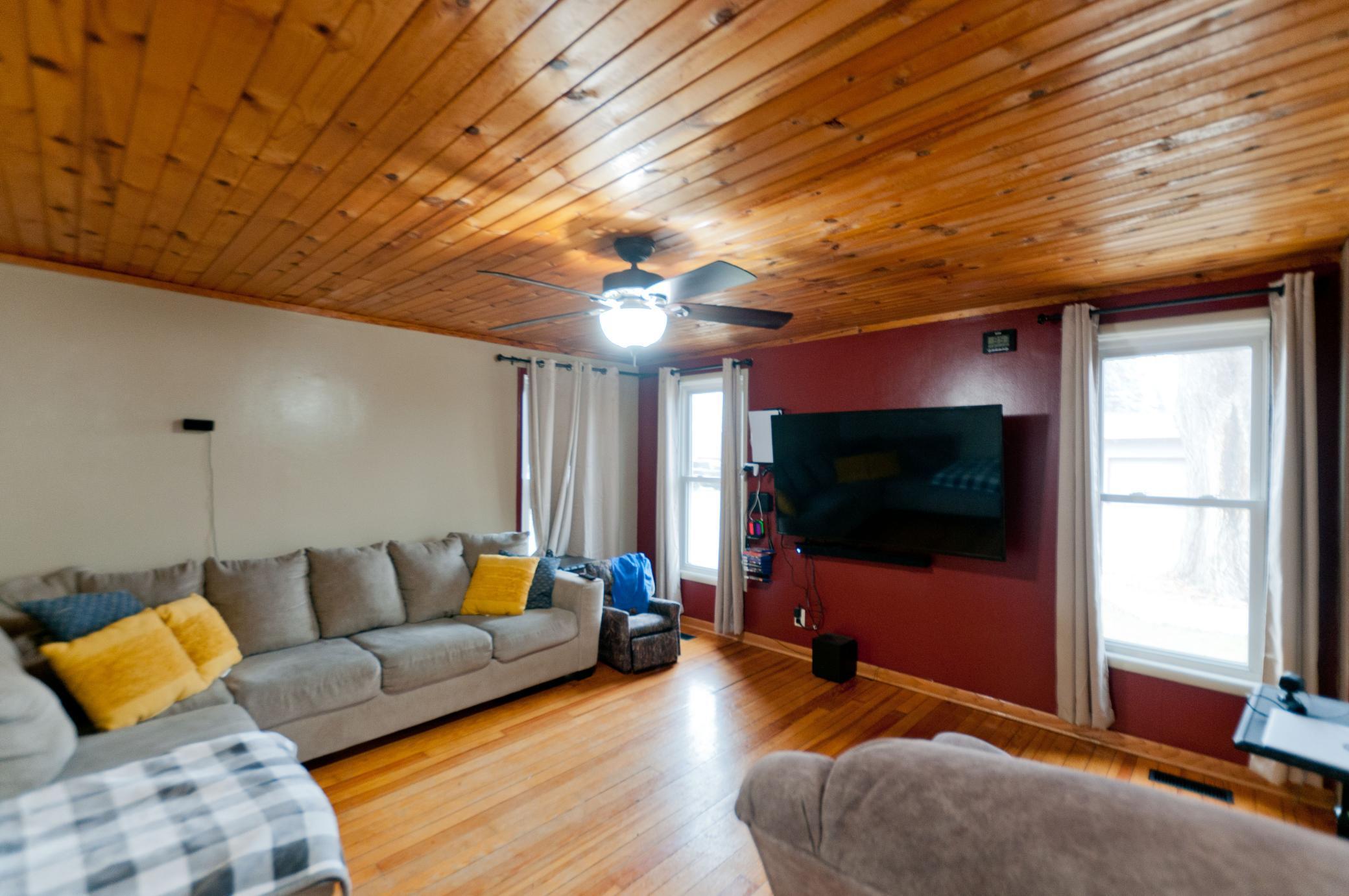 406 10th Street Cameron, WI 54822 - Photo 20 of 26