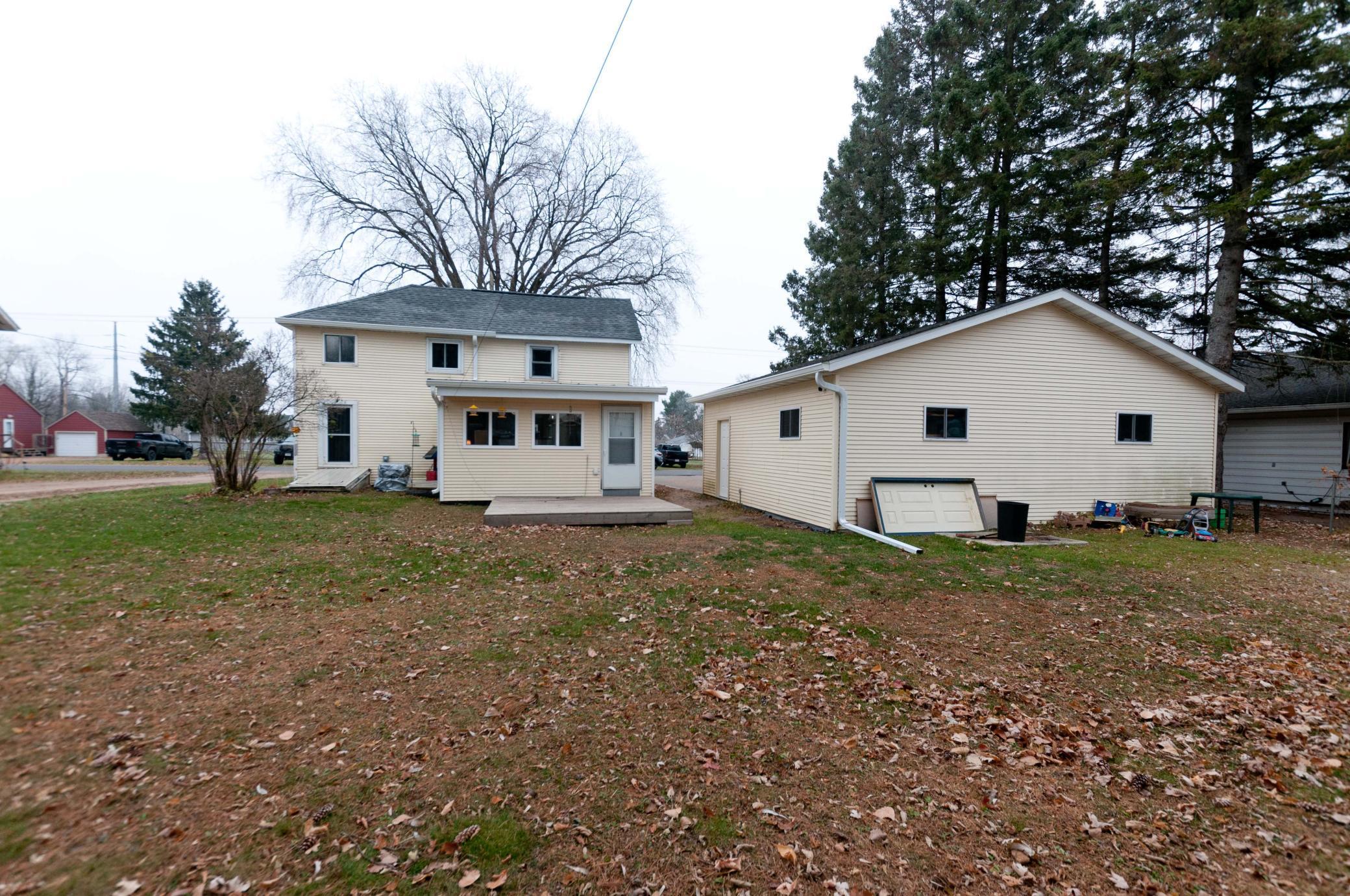 406 10th Street Cameron, WI 54822 - Photo 7 of 26