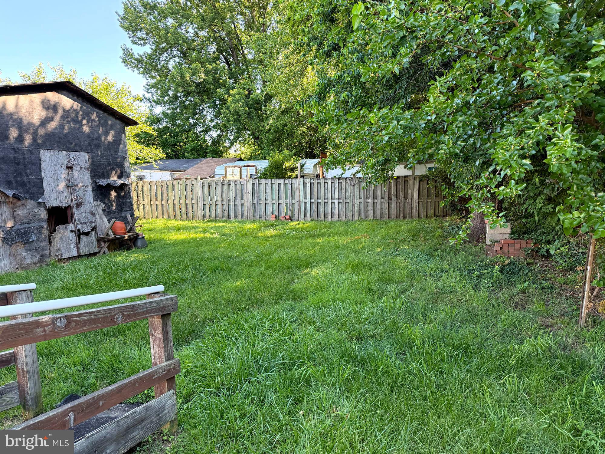 1124 North Point Road Baltimore, MD 21222 - Photo 4 of 16