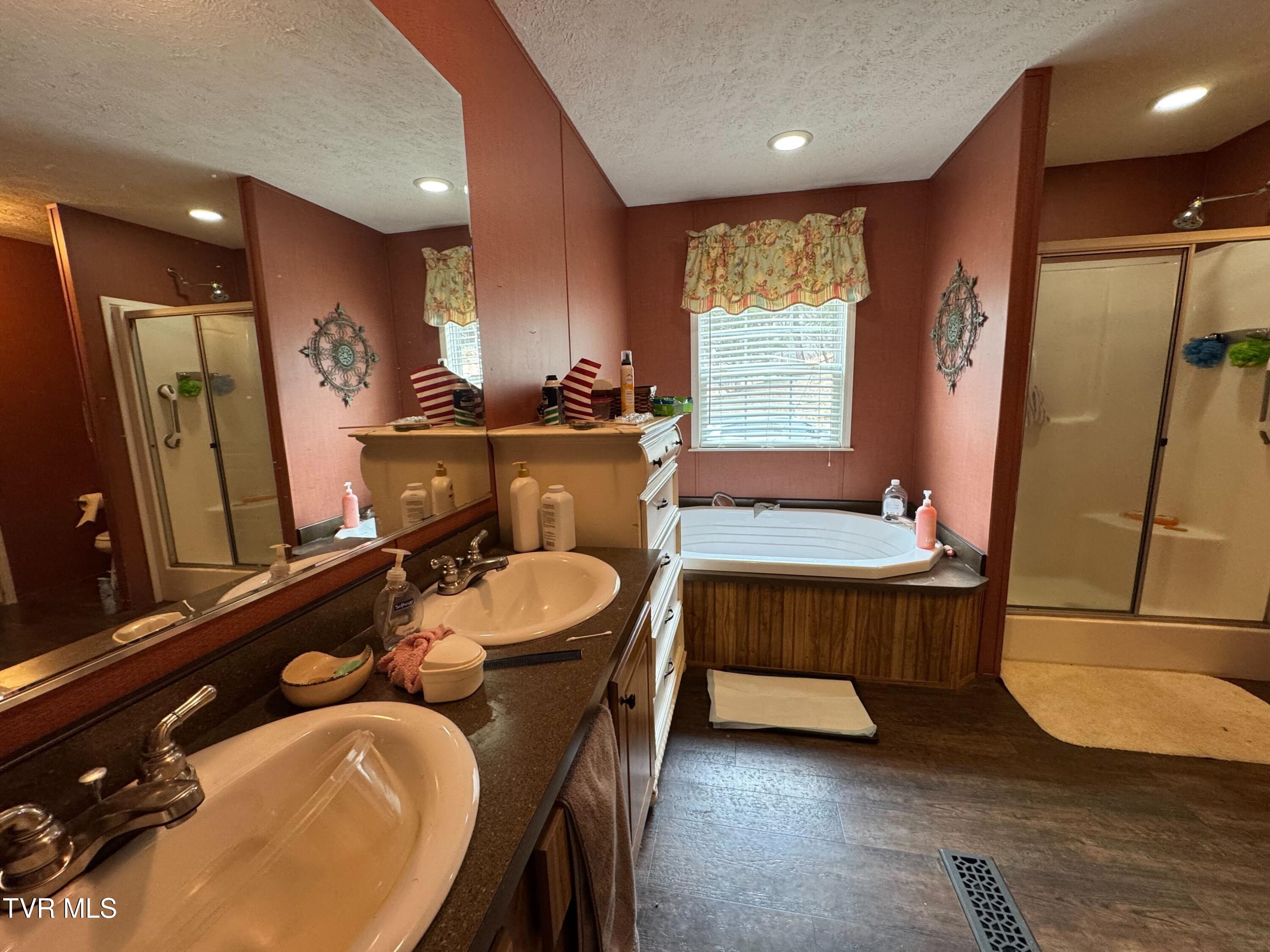 76 North Bays Mountain Road Greeneville, TN 37745 - Photo 4 of 9 4