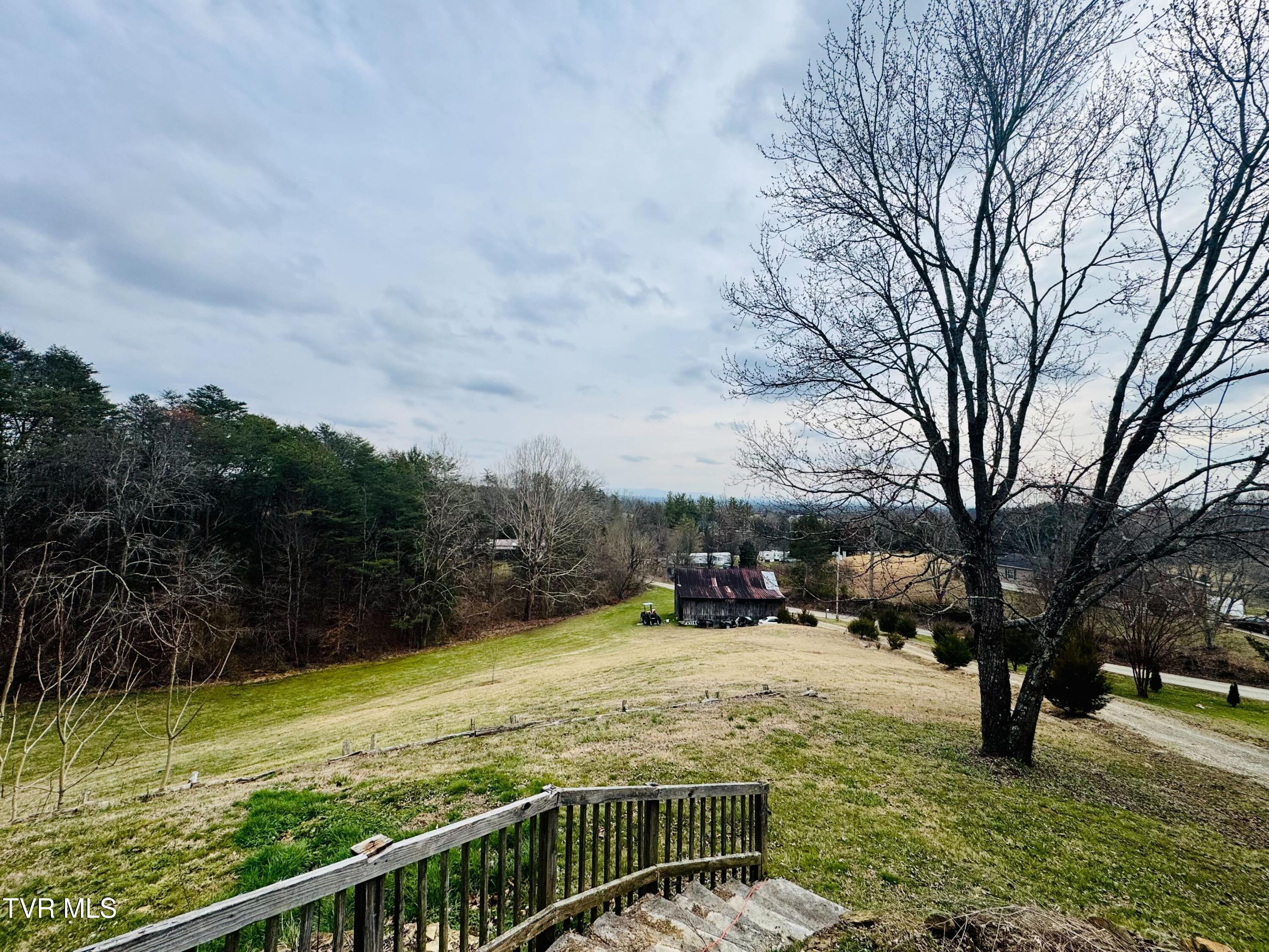 76 North Bays Mountain Road Greeneville, TN 37745 - Photo 7 of 9 7