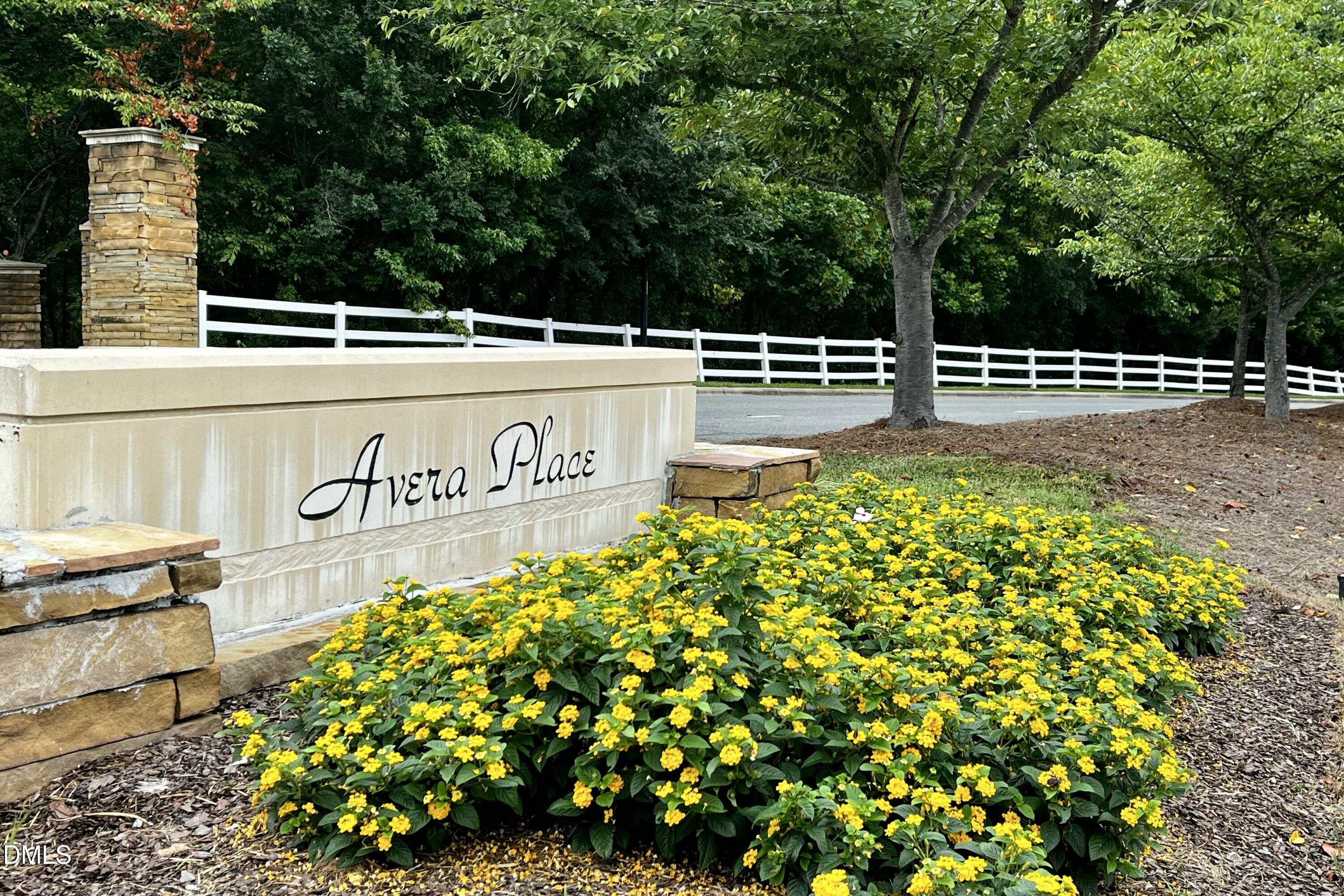 2521 Friedland Place, Unit 201 Raleigh, NC 27617 - Photo 28 of 37 Avera Place