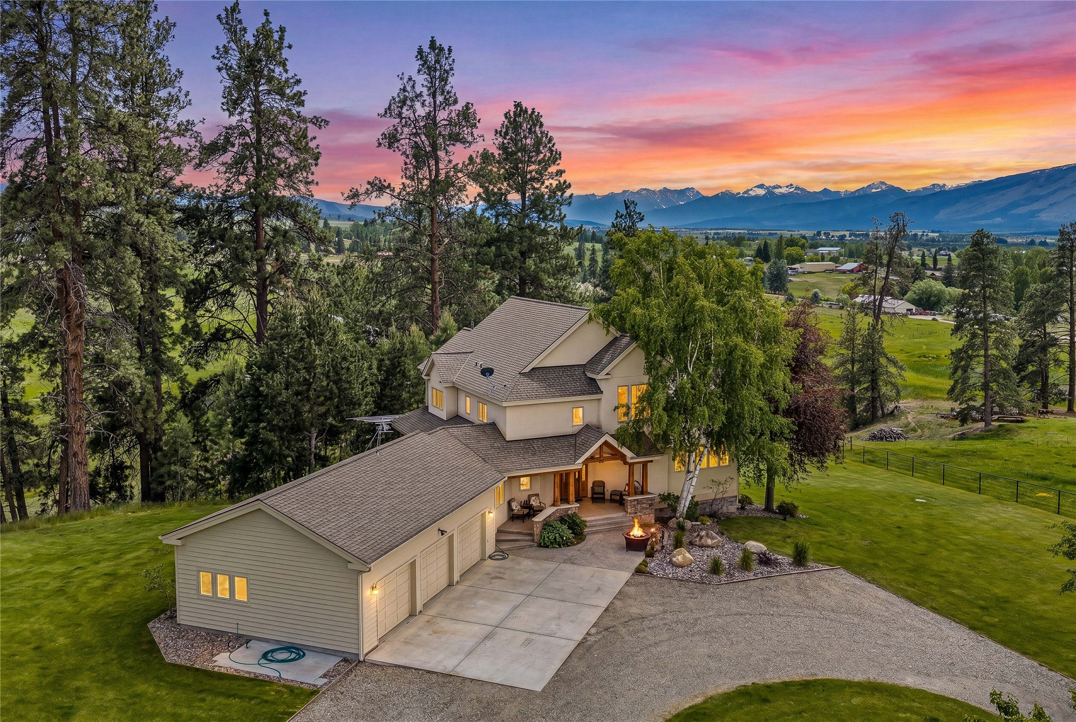 909 Hamilton Heights Road Corvallis, MT 59828 - Photo 1 of 118 Gallery Image 1