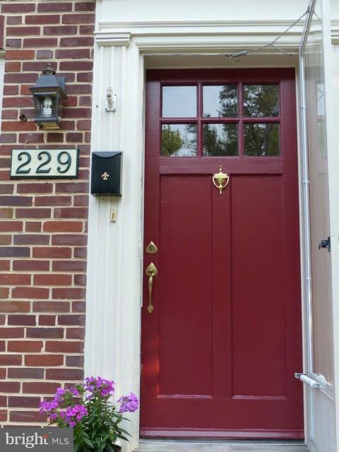 229 Stanmore Road Baltimore, MD 21212 - Photo 3 of 25 Entry
