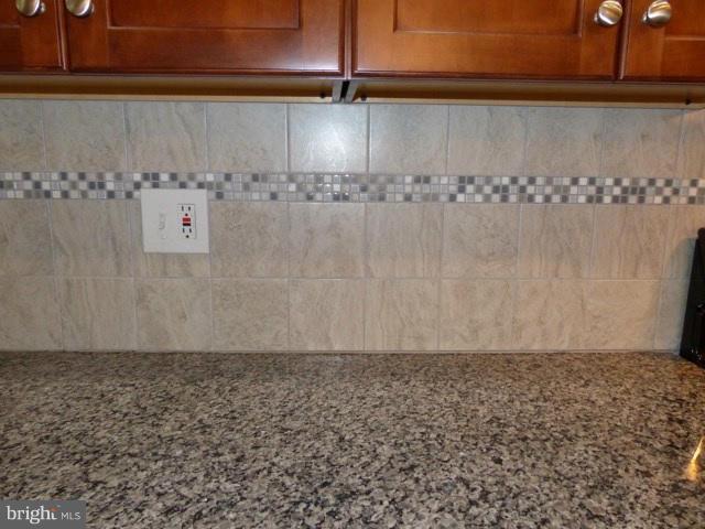 229 Stanmore Road Baltimore, MD 21212 - Photo 22 of 25 Backsplash