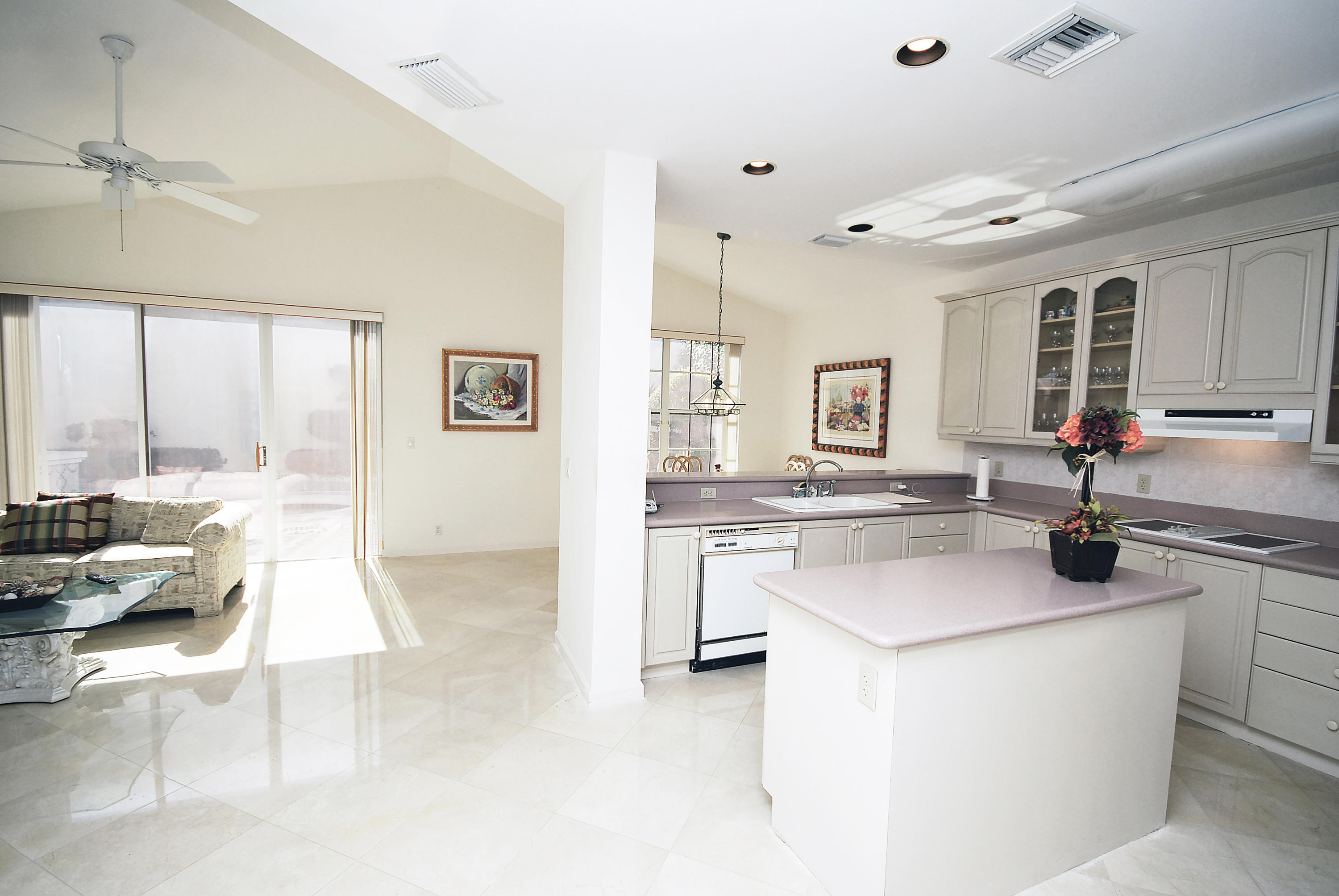 6174 Northwest 23rd Road Boca Raton, FL 33434 - Photo 12 of 32 Kitchen