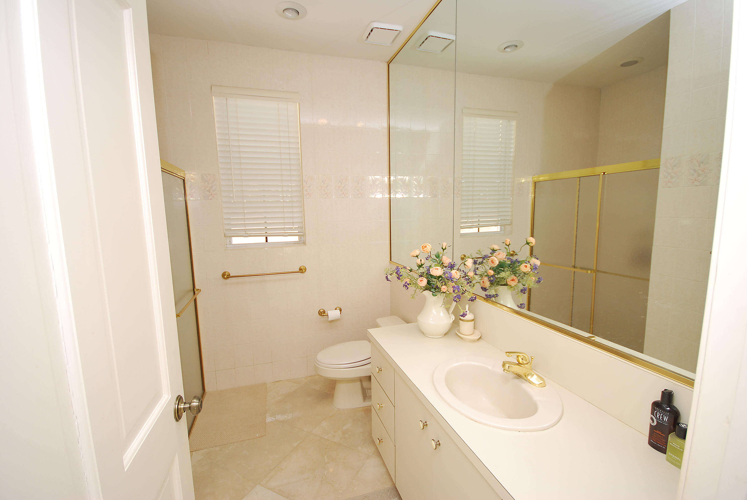6174 Northwest 23rd Road Boca Raton, FL 33434 - Photo 14 of 32 First Floor Full Bath