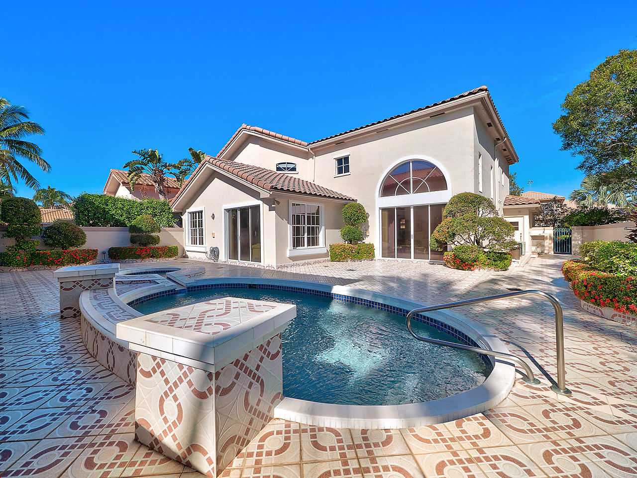 6174 Northwest 23rd Road Boca Raton, FL 33434 - Photo 6 of 32 Pool and Spa