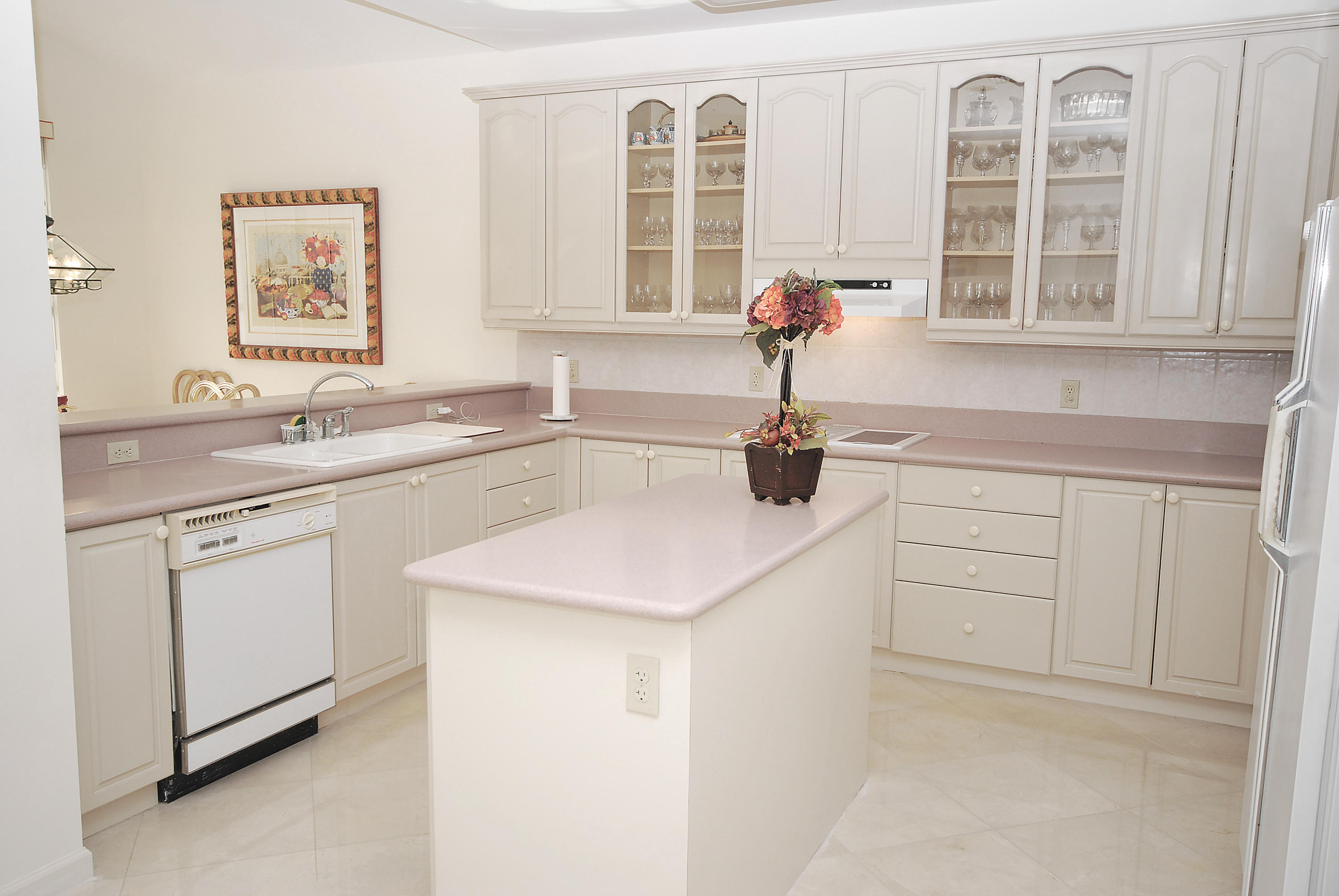 6174 Northwest 23rd Road Boca Raton, FL 33434 - Photo 9 of 32 Kitchen
