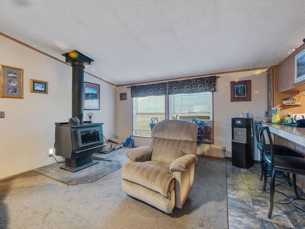 13779 Matney Road Klamath Falls, OR 97603 - Photo 14 of 26 PC170025