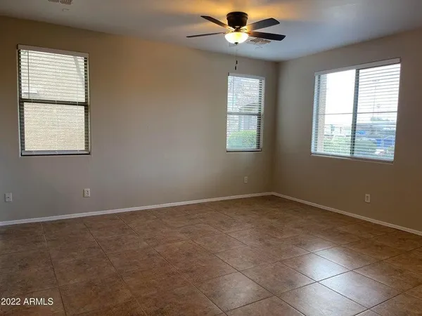 $1,850 | 6933 South 9th Avenue, Phoenix, AZ 85041