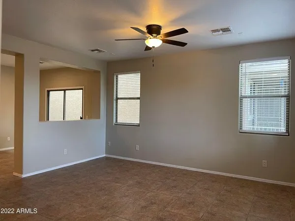 $1,850 | 6933 South 9th Avenue, Phoenix, AZ 85041