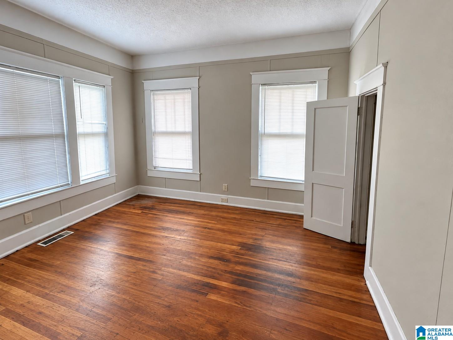 4828 Ter R Birmingham, AL 35208 - Photo 9 of 17 Gallery Image 9