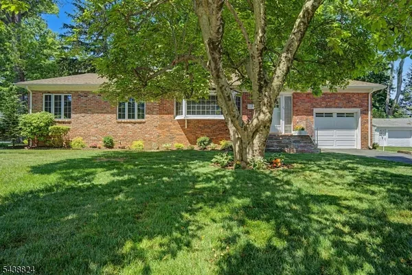 $600,000 | 25 Birchwood Road, Denville, NJ 07834