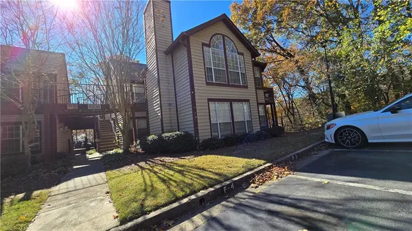$1,650 | 1313 Red Deer Way, Unit 253, Alpharetta, GA 30022