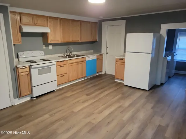 $1,400 | 557 Circle Drive, Greenville, NC 27858