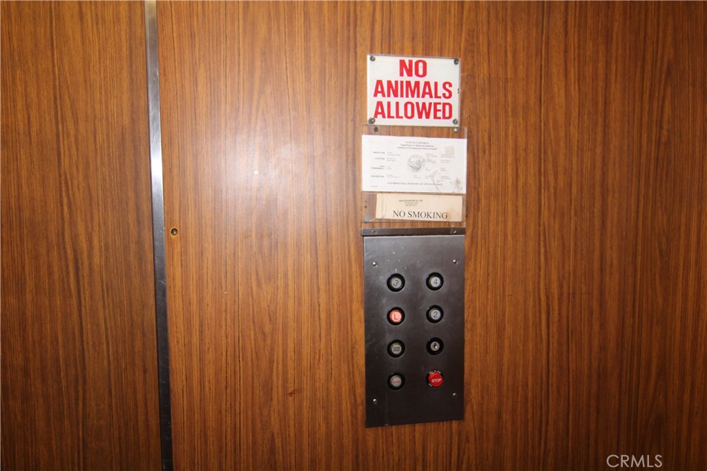955 East 3rd Street, Unit 204 Long Beach, CA 90802 - Photo 29 of 37 a view of a hallway