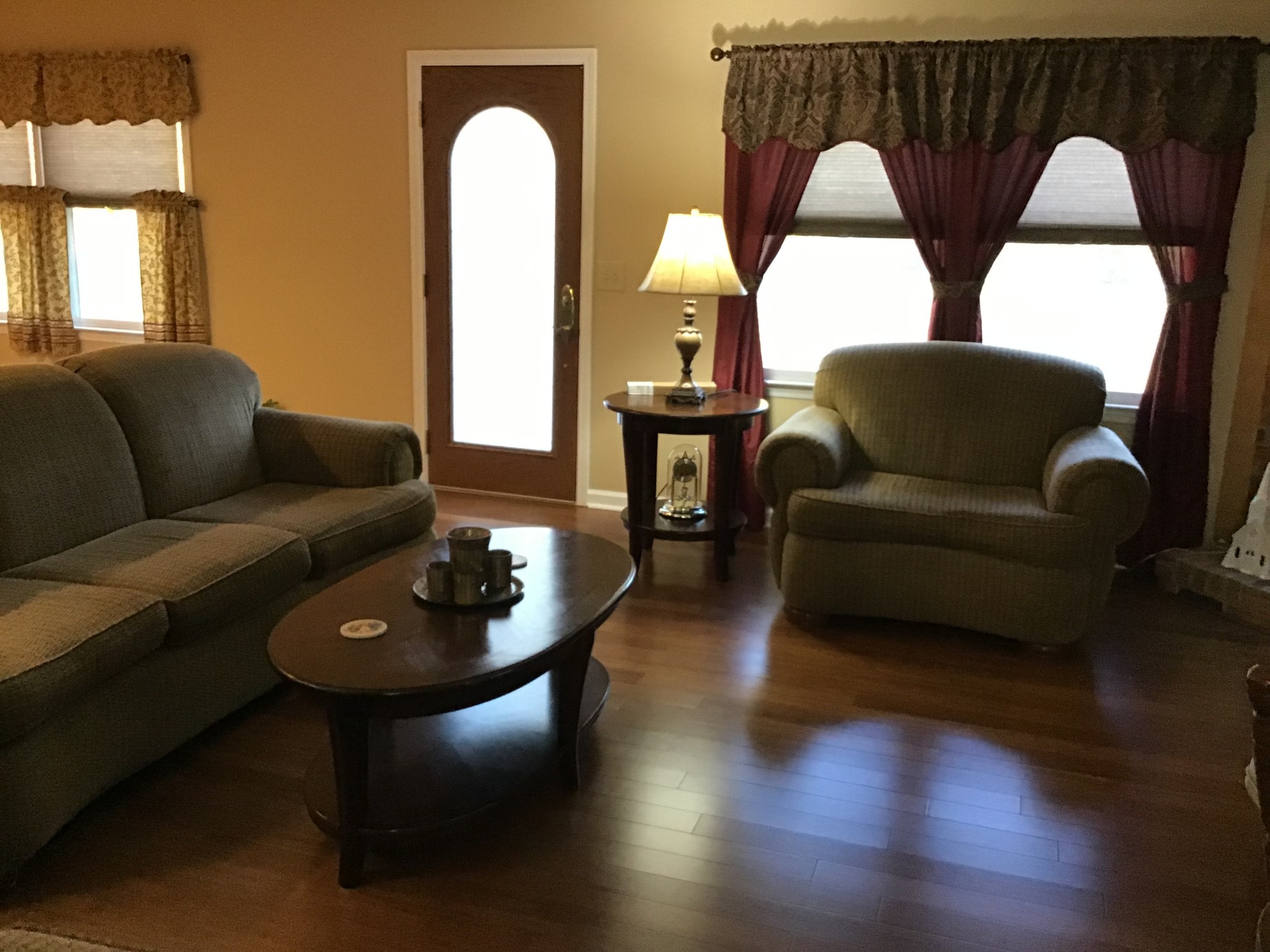 344 Freedom Drive Murfreesboro, TN 37127 - Photo 6 of 18 a living room with furniture and a large window