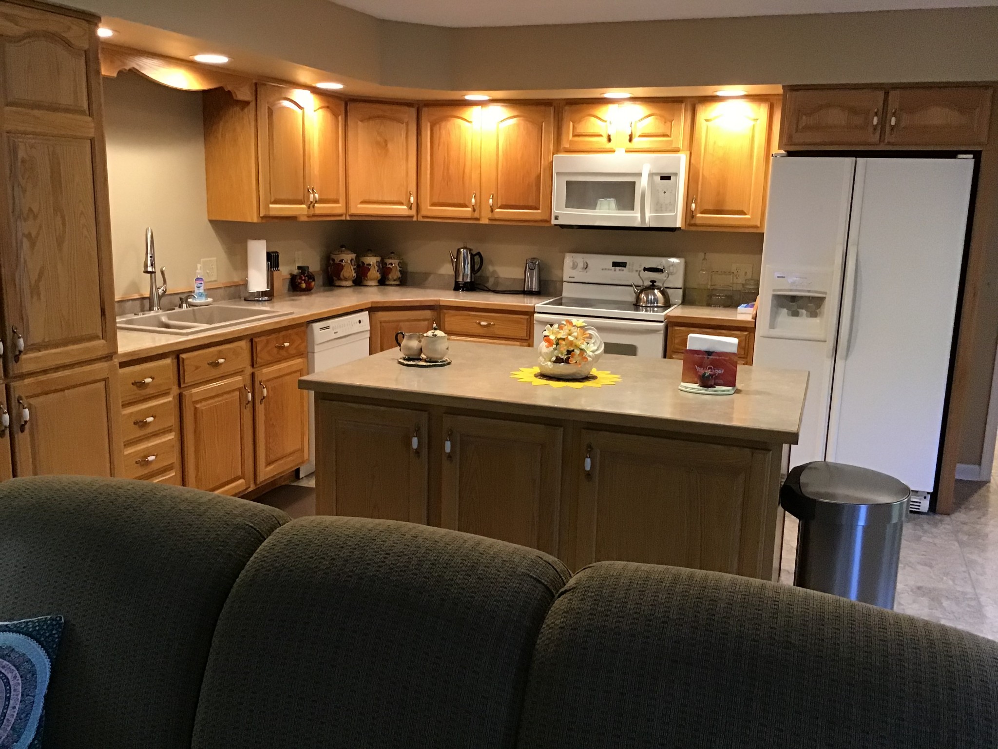 344 Freedom Drive Murfreesboro, TN 37127 - Photo 7 of 18 a kitchen with stainless steel appliances granite countertop a sink dishwasher stove and refrigerator