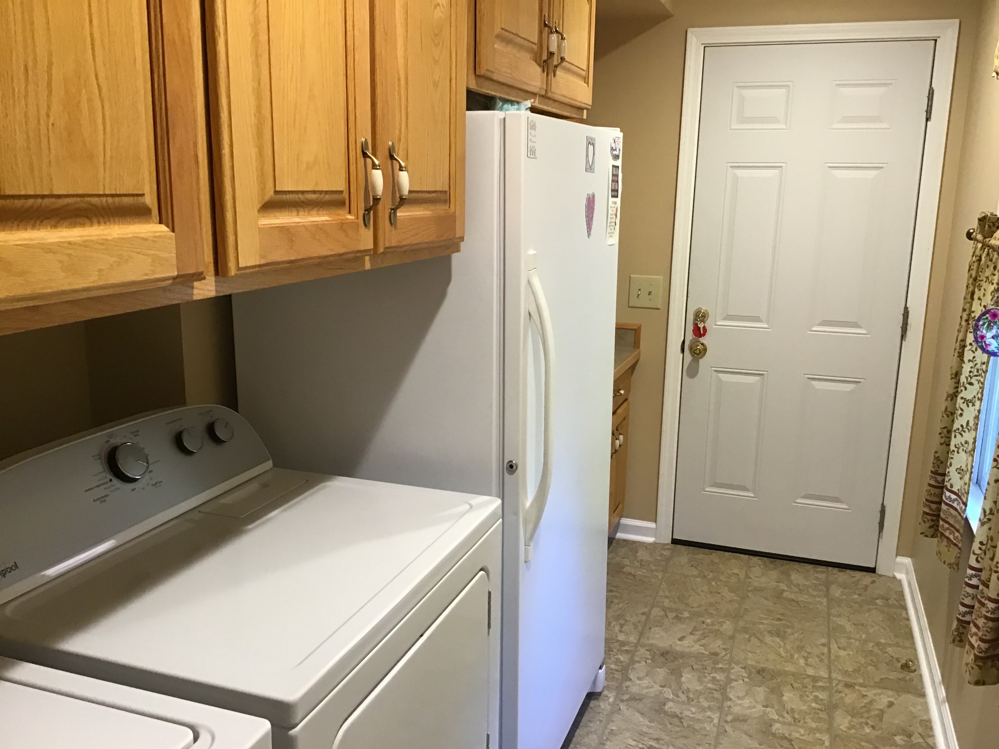 344 Freedom Drive Murfreesboro, TN 37127 - Photo 10 of 18 a utility room with dryer and washer
