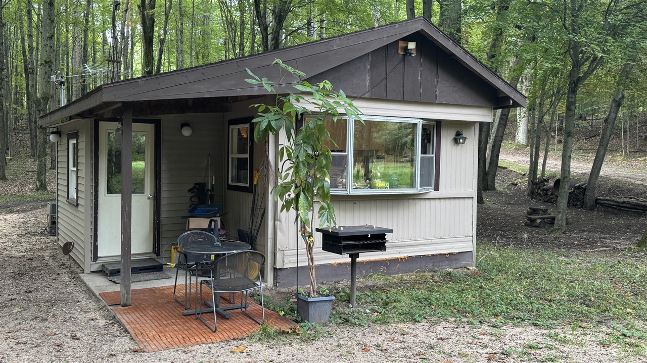 2404 Bialik Road Manistee, MI 49660 - Photo 20 of 20