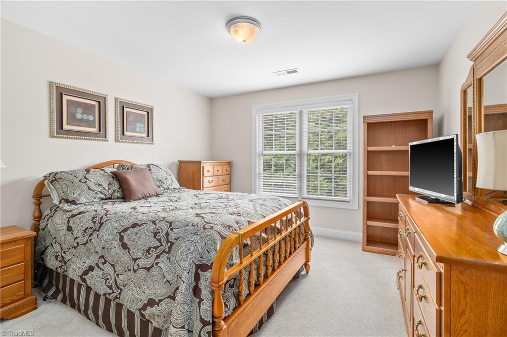 4504 Charlottesville Road Greensboro, NC 27410 - Photo 27 of 41 Gallery Image 27