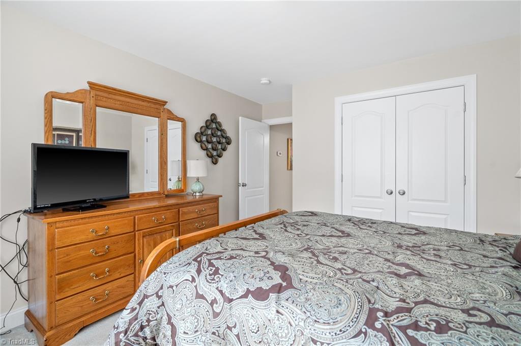 4504 Charlottesville Road Greensboro, NC 27410 - Photo 28 of 41 Gallery Image 28