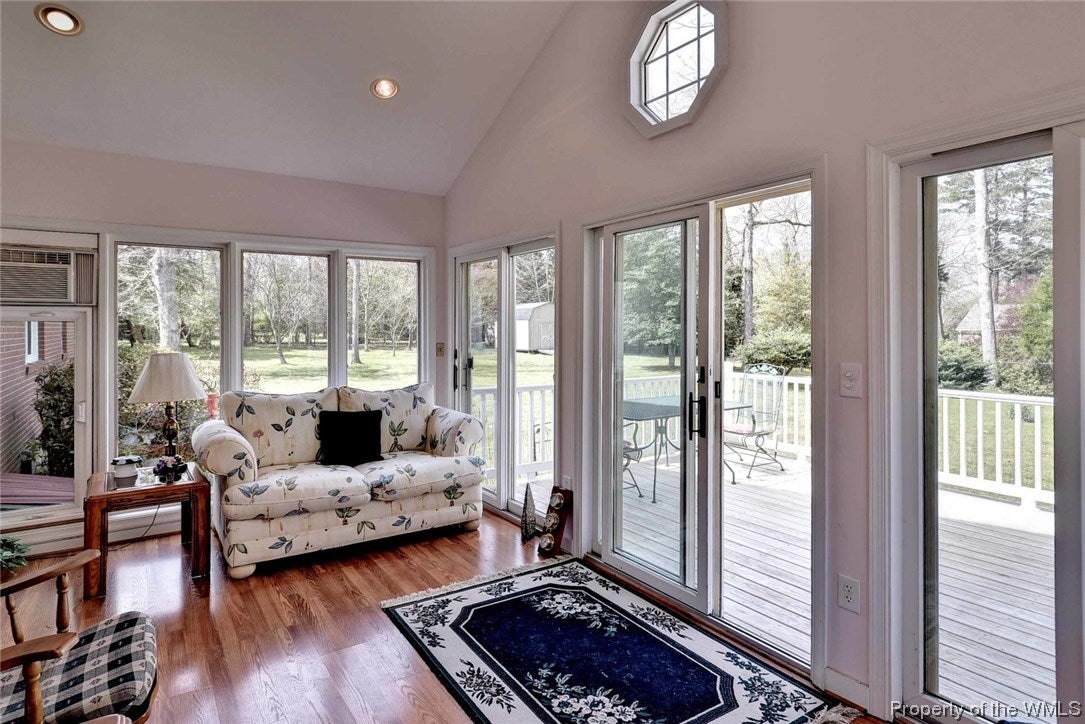 115 Oak Road Williamsburg, VA 23185 - Photo 23 of 34 Gallery Image 23
