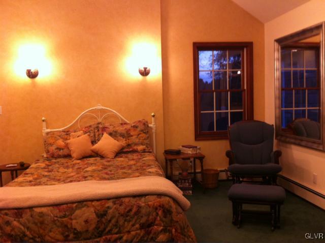 3197 Seiples Station Road Whitehall, PA 18052 - Photo 27 of 40 Gallery Image 27