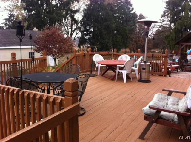 3197 Seiples Station Road Whitehall, PA 18052 - Photo 8 of 40 Gallery Image 8