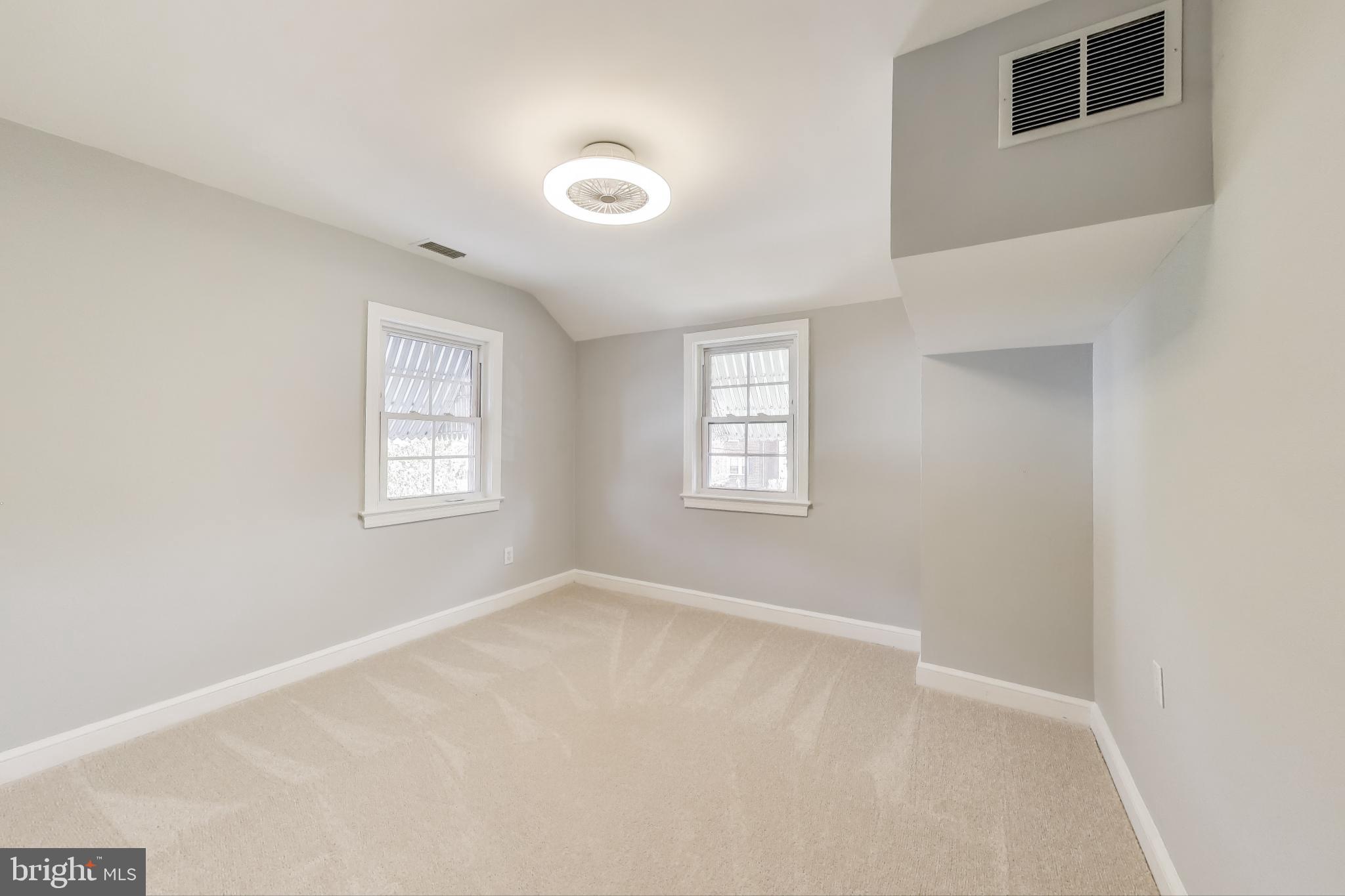 2011 Wardman Road Hyattsville, MD 20782 - Photo 20 of 35 Gallery Image 20