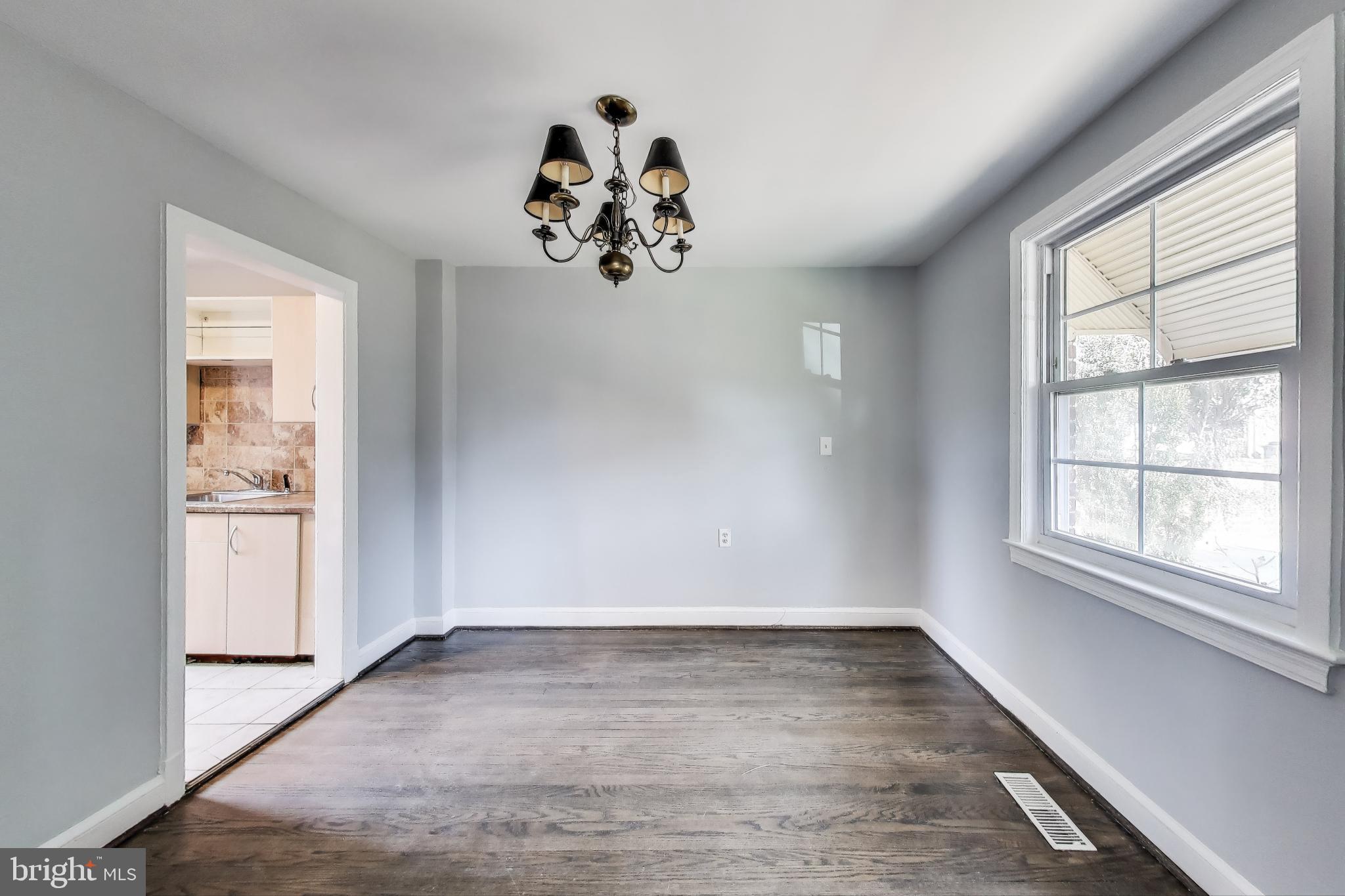 2011 Wardman Road Hyattsville, MD 20782 - Photo 6 of 35 Gallery Image 6