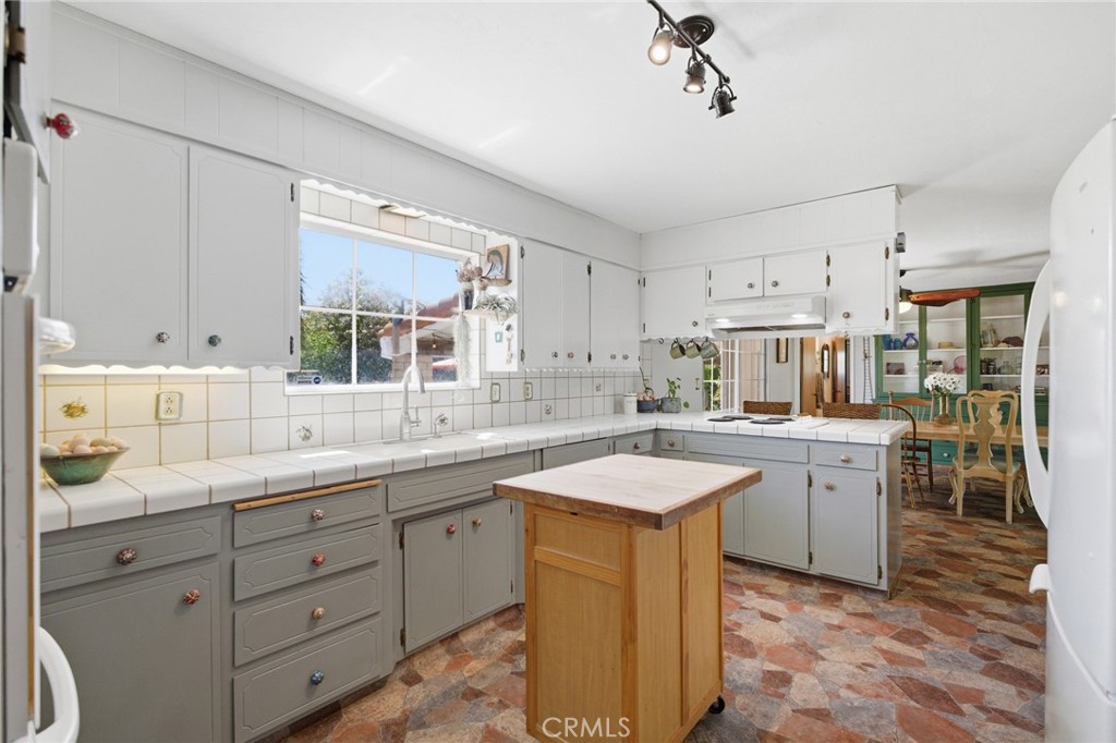 24065 Maria Avenue Corning, CA 96021 - Photo 14 of 40