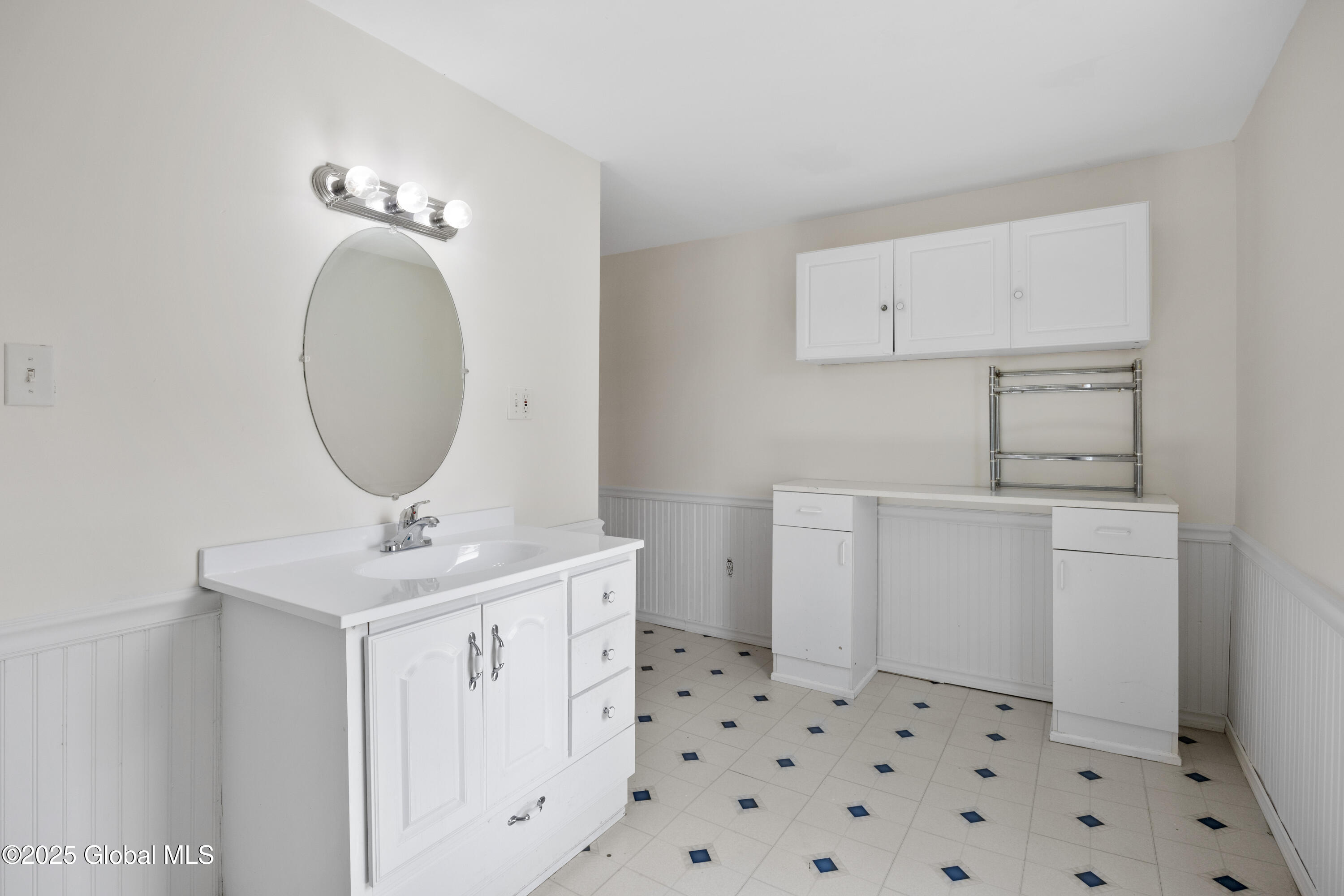 910 Draper Avenue Rotterdam, NY 12306 - Photo 18 of 31 22