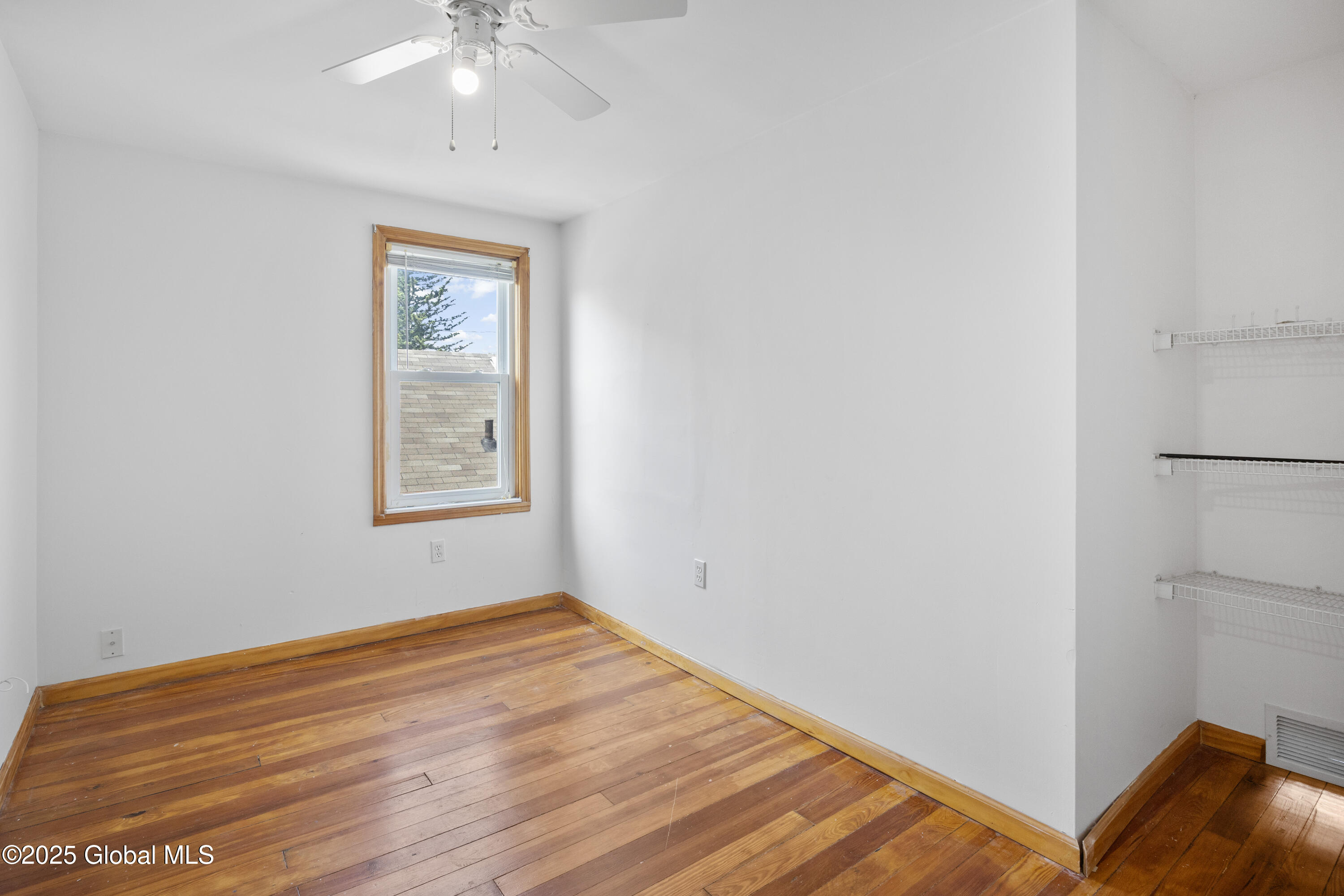 910 Draper Avenue Rotterdam, NY 12306 - Photo 19 of 31 23