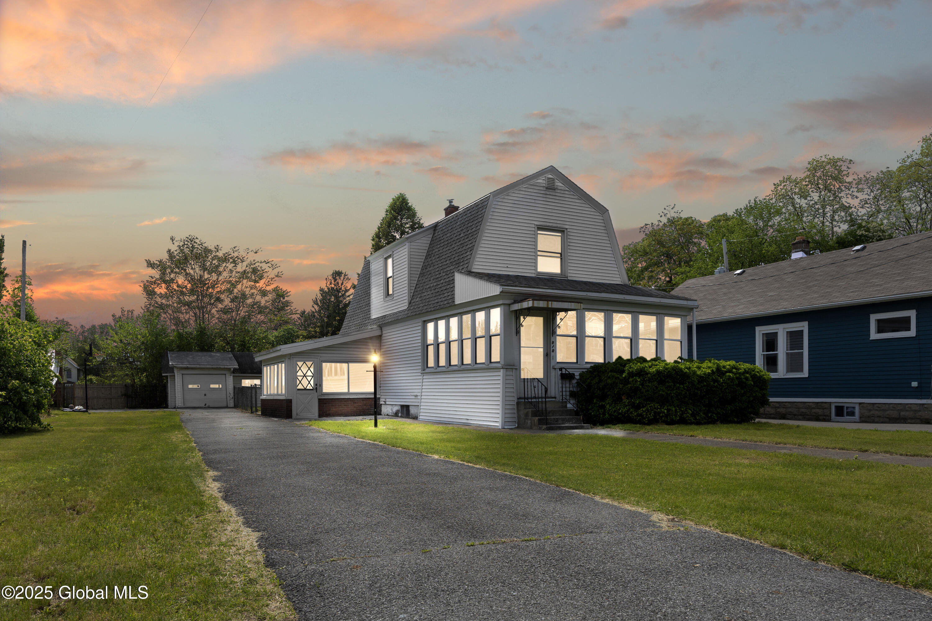 910 Draper Avenue Rotterdam, NY 12306 - Photo 31 of 31 36