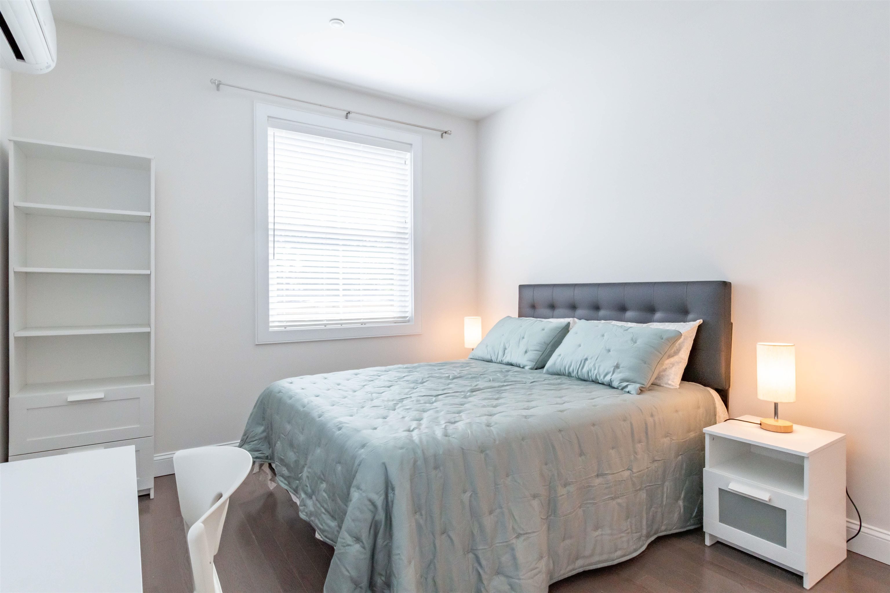 12 R Front Street, Unit 101 Exeter, NH 03833 - Photo 4 of 21