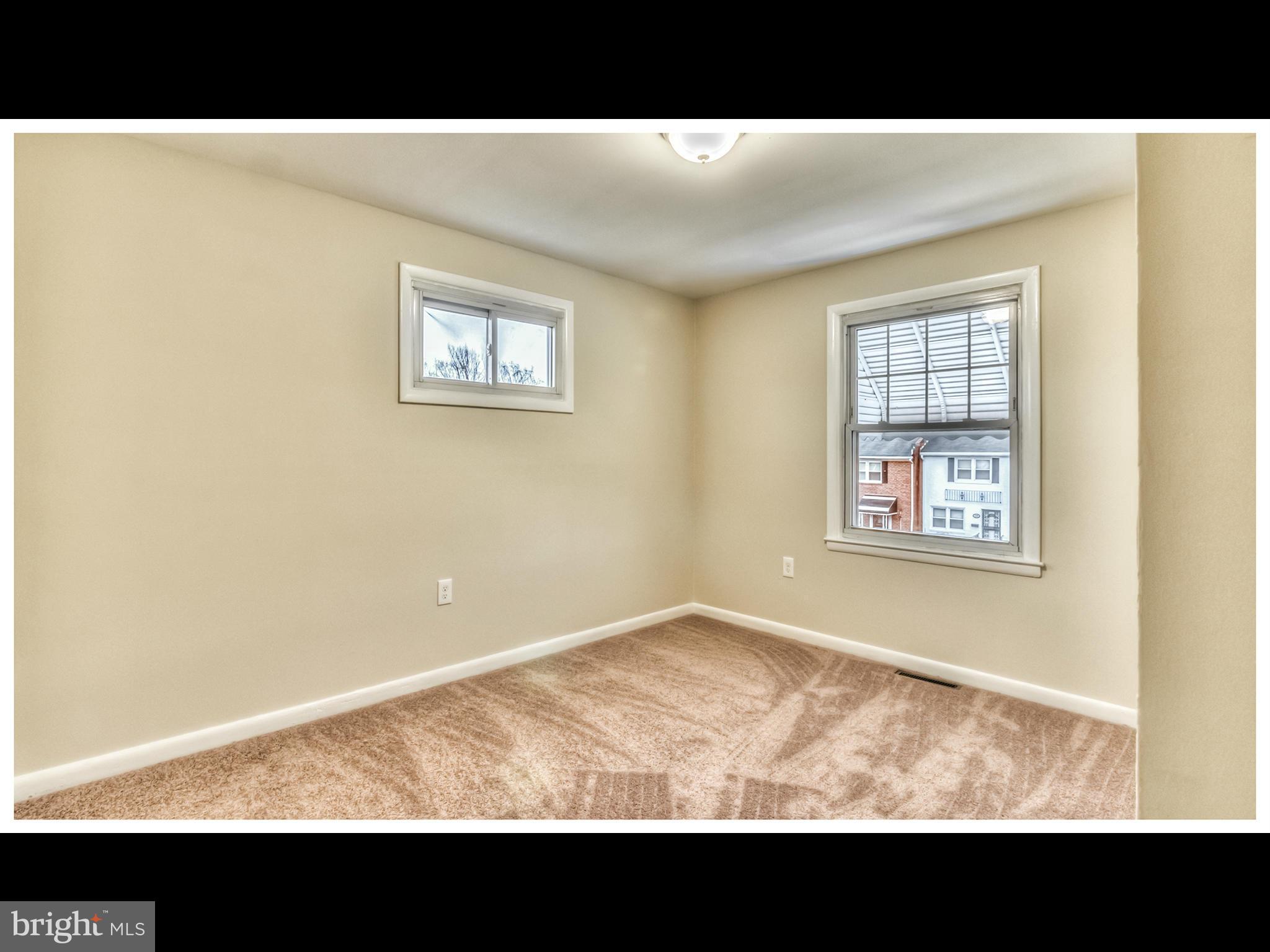 5212 Hillwell Road Baltimore, MD 21229 - Photo 12 of 30 Interior (General)