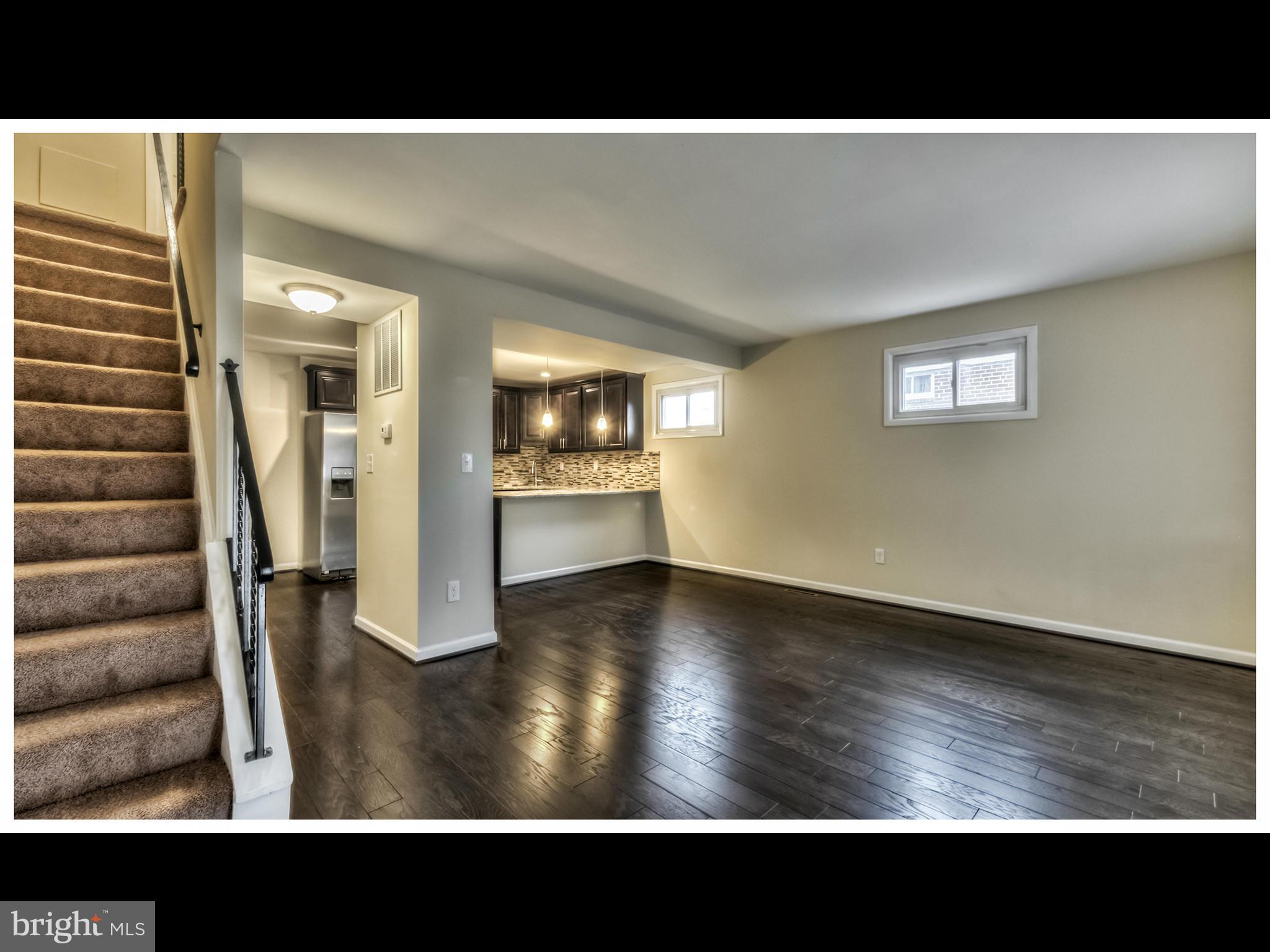 5212 Hillwell Road Baltimore, MD 21229 - Photo 3 of 30 Dining Room