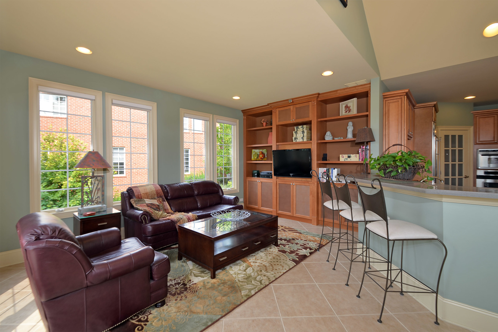 1005 Ridgeview Drive Inverness, IL 60010 - Photo 7 of 28