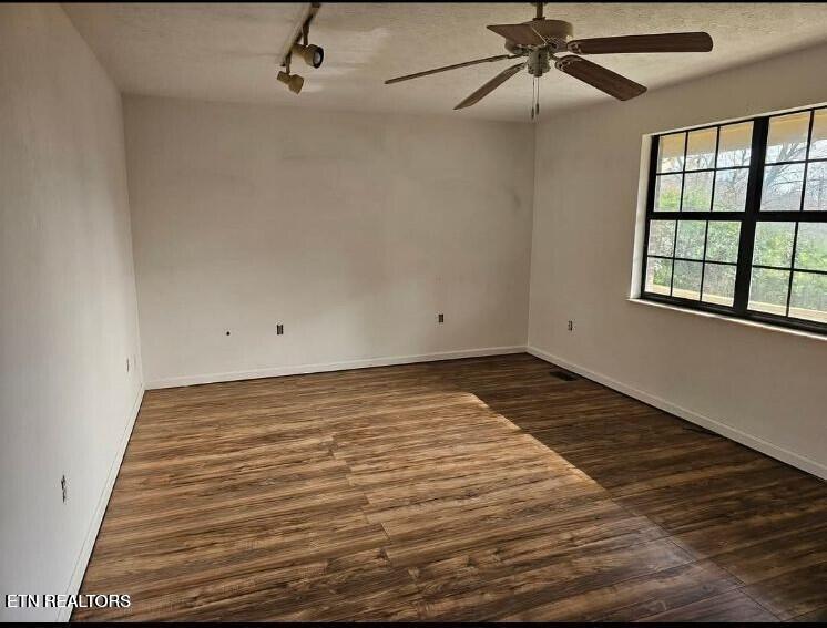 189 Booker Road Maynardville, TN 37807 - Photo 5 of 18 IMG_0621