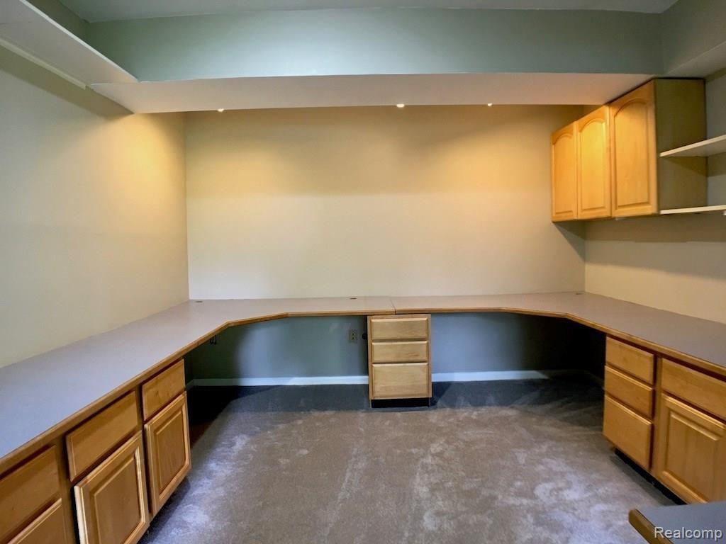2245 Addaleen Road Highland, MI 48357 - Photo 42 of 50 45-Office.jpg