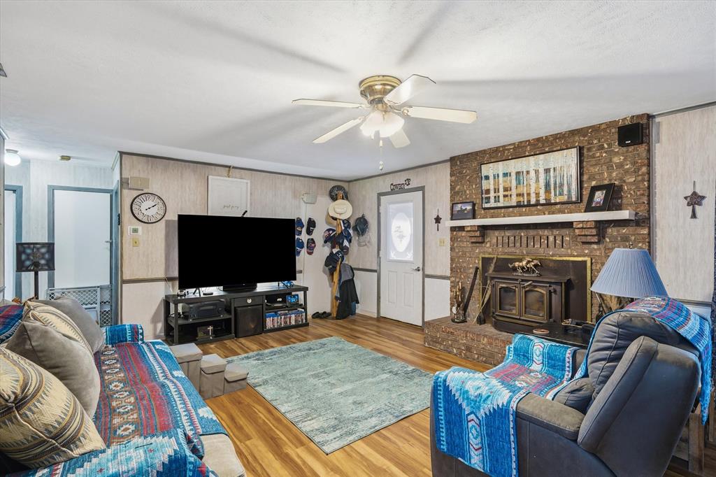 1571 VZ County Road Ben Wheeler, TX 75754 - Photo 15 of 39 a living room with furniture and a flat screen tv