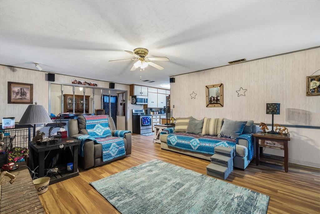 1571 VZ County Road Ben Wheeler, TX 75754 - Photo 6 of 39 a living room with furniture and wooden floor