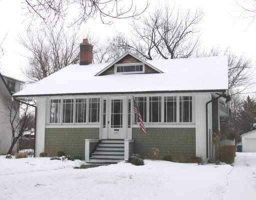 305 Shenstone Road Riverside, IL 60546 - Photo 1 of 1
