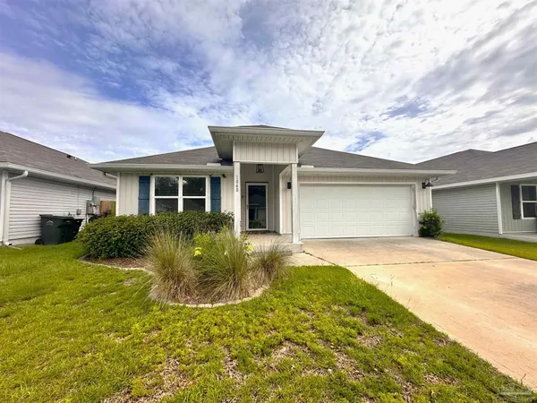 $2,100 | 1040 Lovebird Court, Pensacola, FL 32534